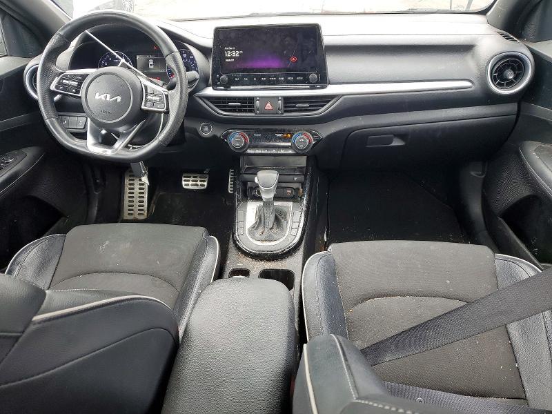 2023 KIA Forte gt Line