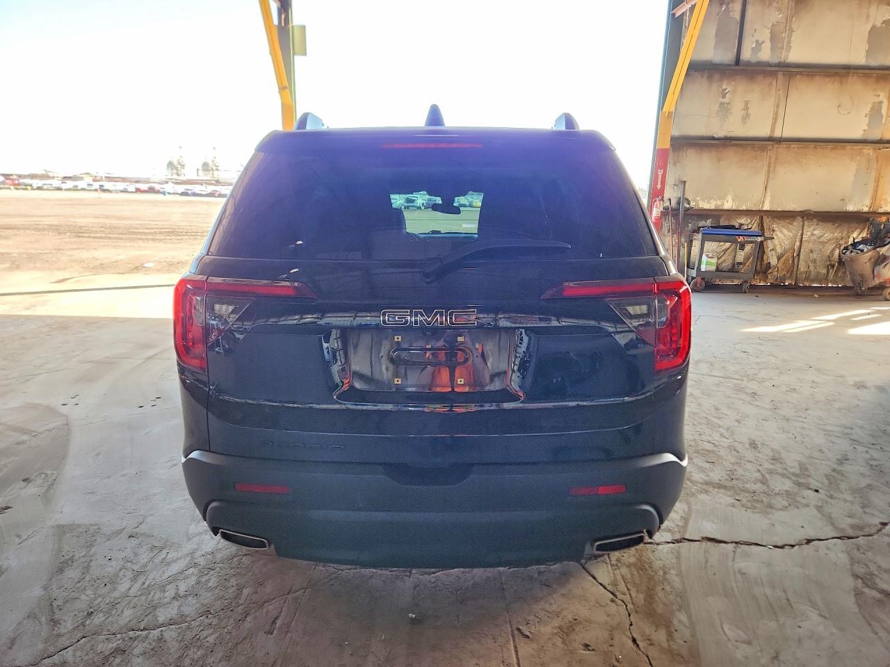 2022 GMC Acadia slt