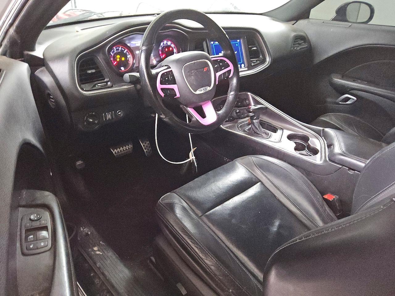 2017 Dodge Challenger sxt
