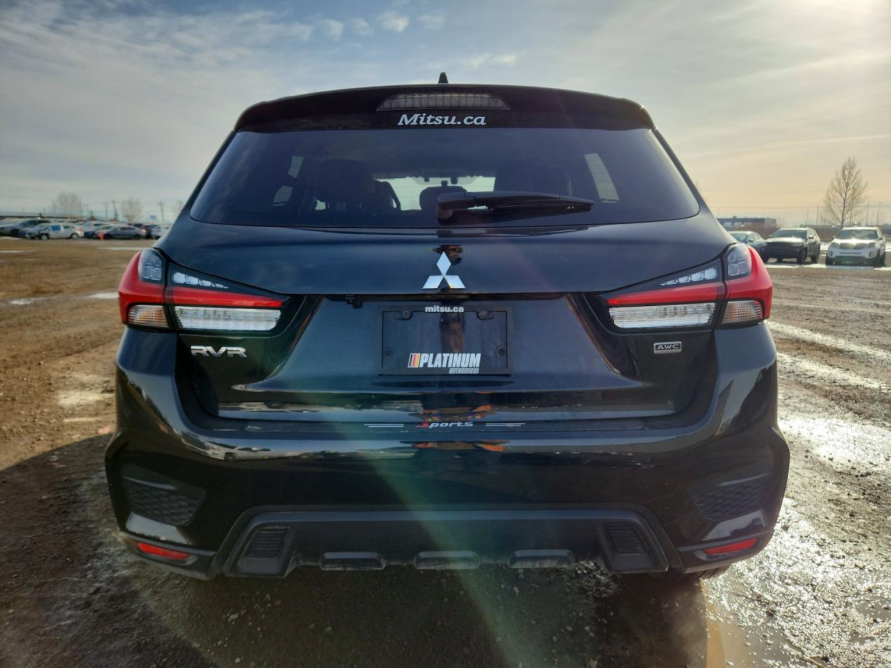 2024 Mitsubishi Rvr se