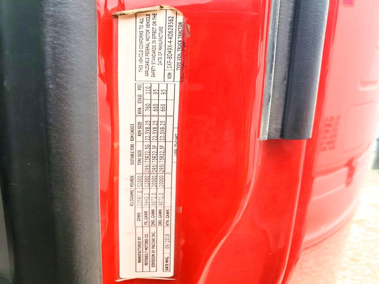 2019 Peterbilt 579 Semi Truck