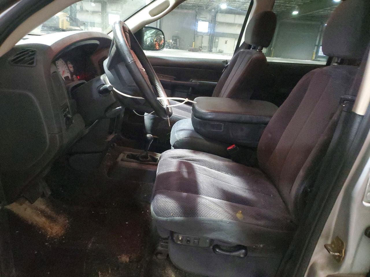 2005 Dodge RAM 1500 ST