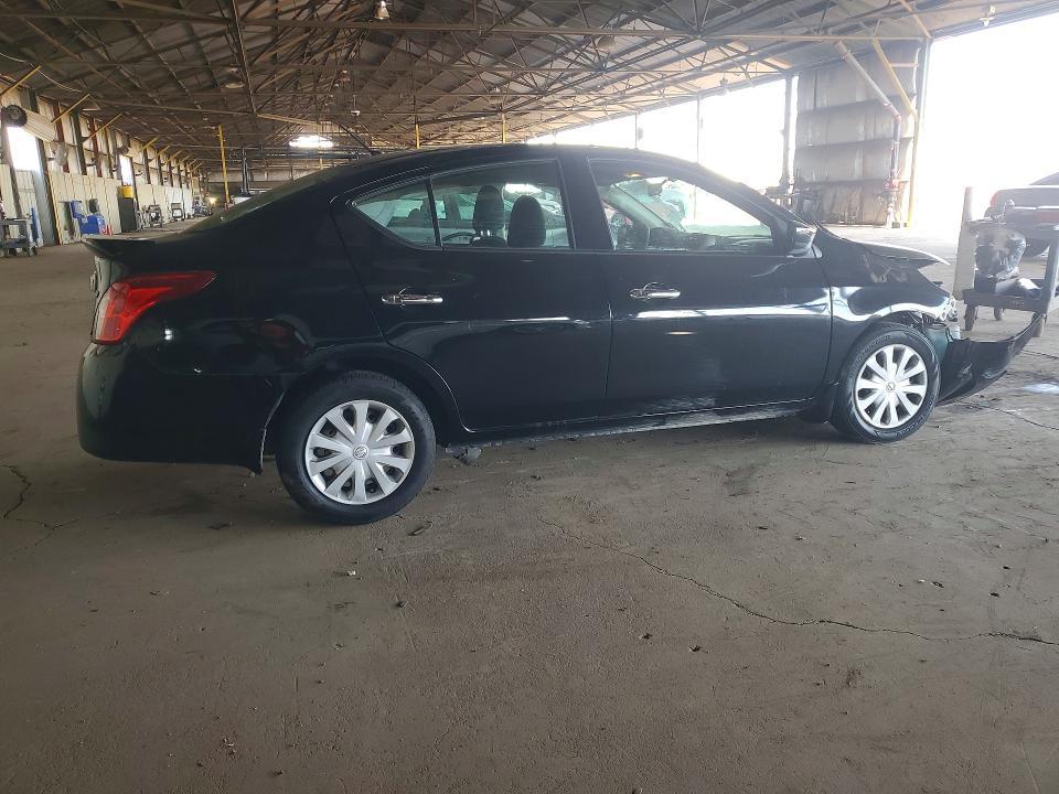 2016 Nissan Versa 1.6 sv