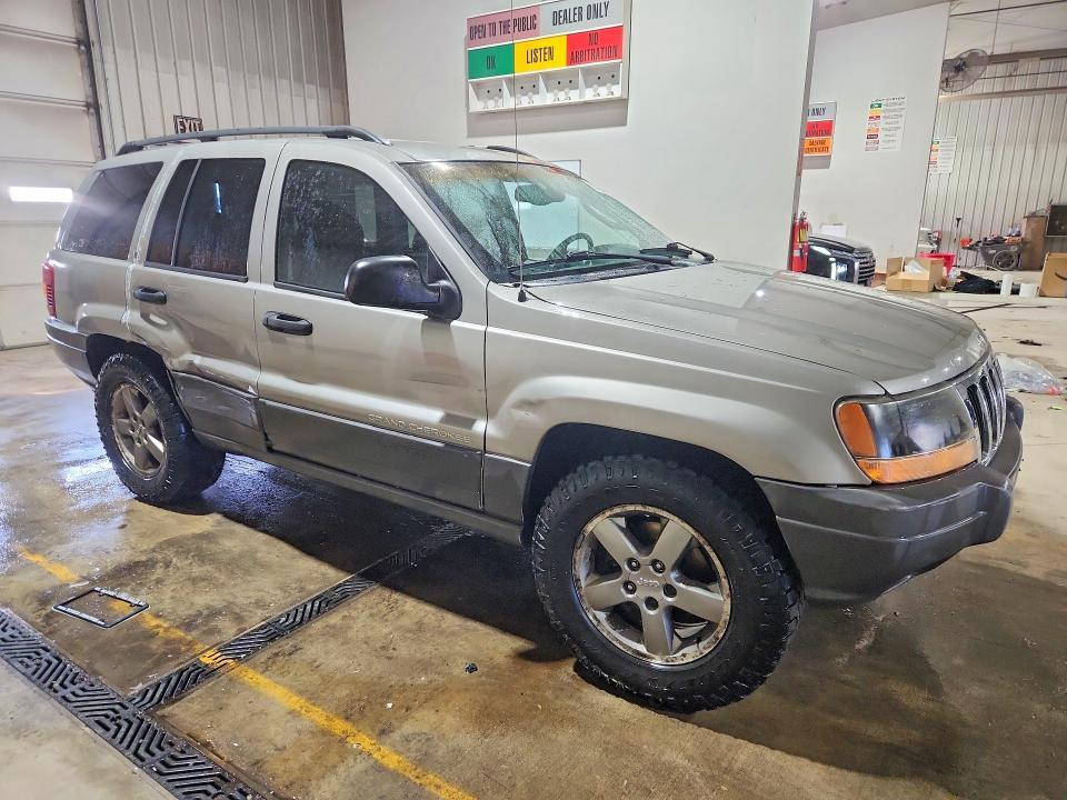 2002 Jeep Grand Cherokee Laredo