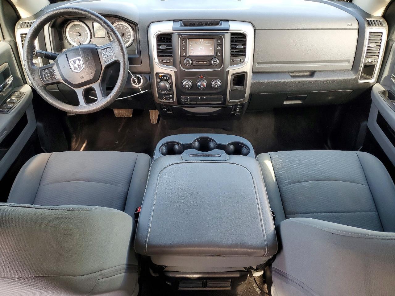 2017 Dodge Ram 1500 slt