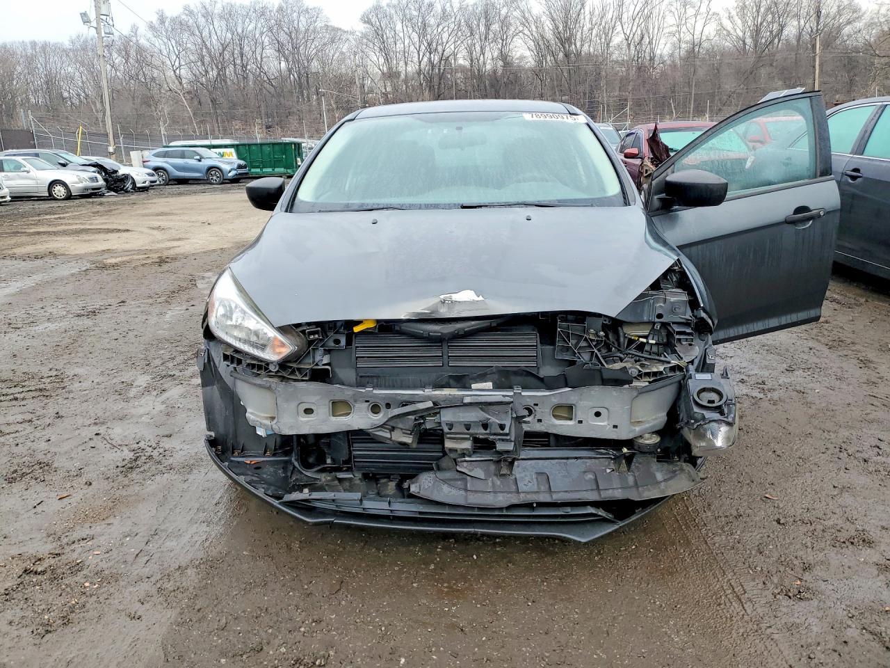 2017 Ford Focus s