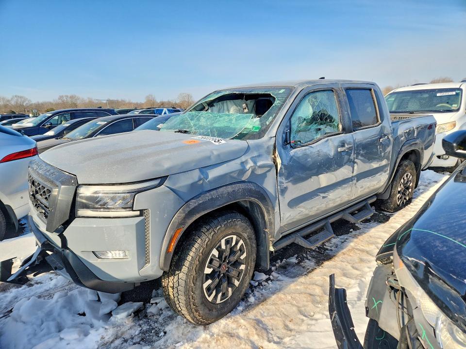 2023 Nissan Frontier s