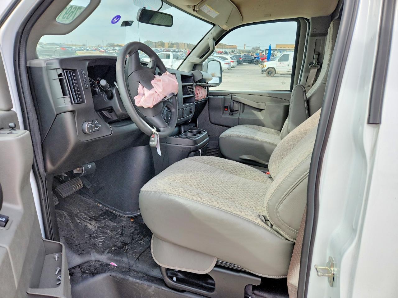 2025 Chevrolet Express 2500 Cargo Utility / Service Van