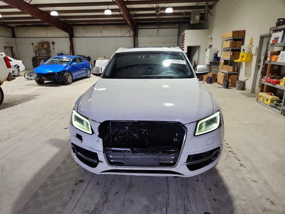 2016 Audi SQ5 Premium Plus