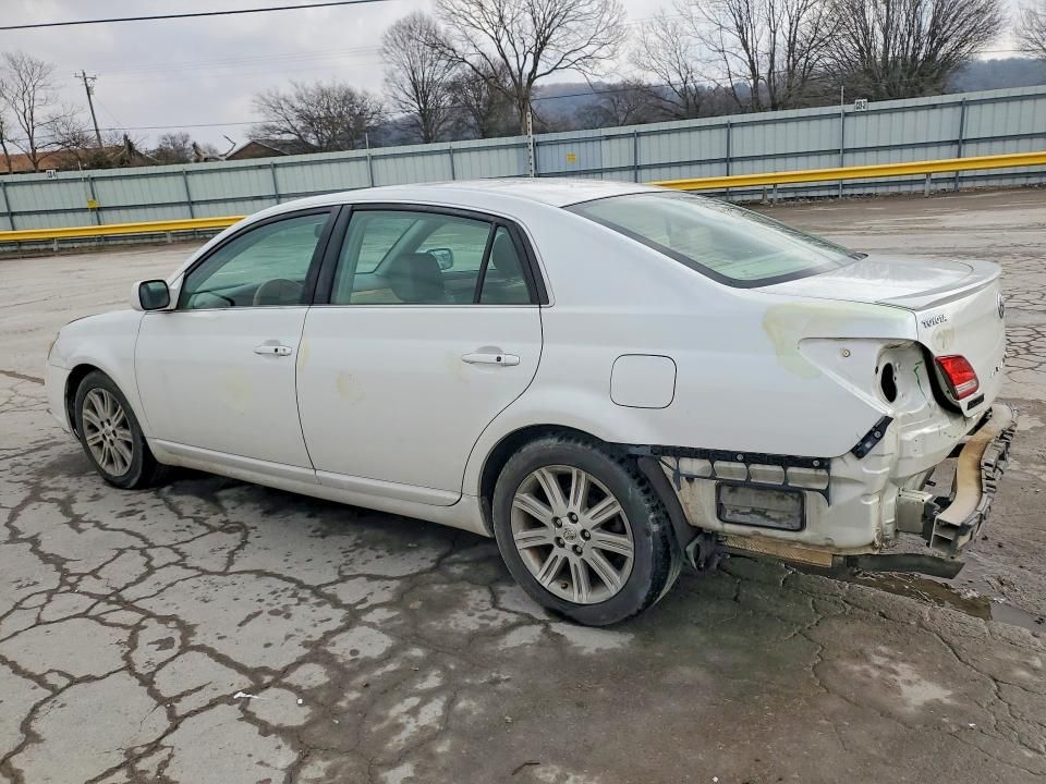 2005 Toyota Avalon xl
