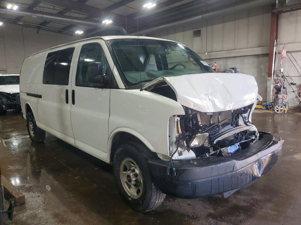 2016 GMC Savana G3500