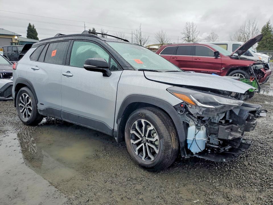 2024 Toyota Corolla Cross Hybrid se