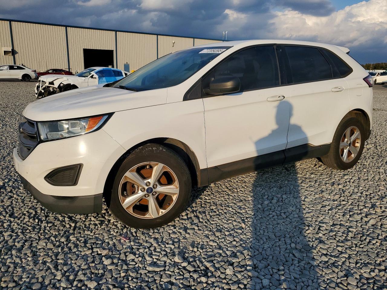 2016 Ford Edge se