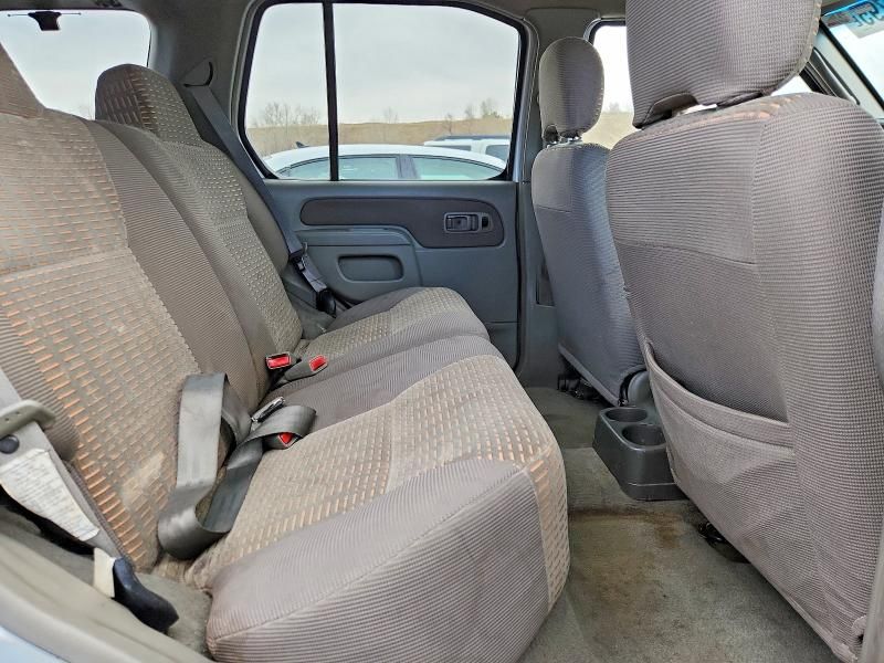 2000 Nissan Xterra xe