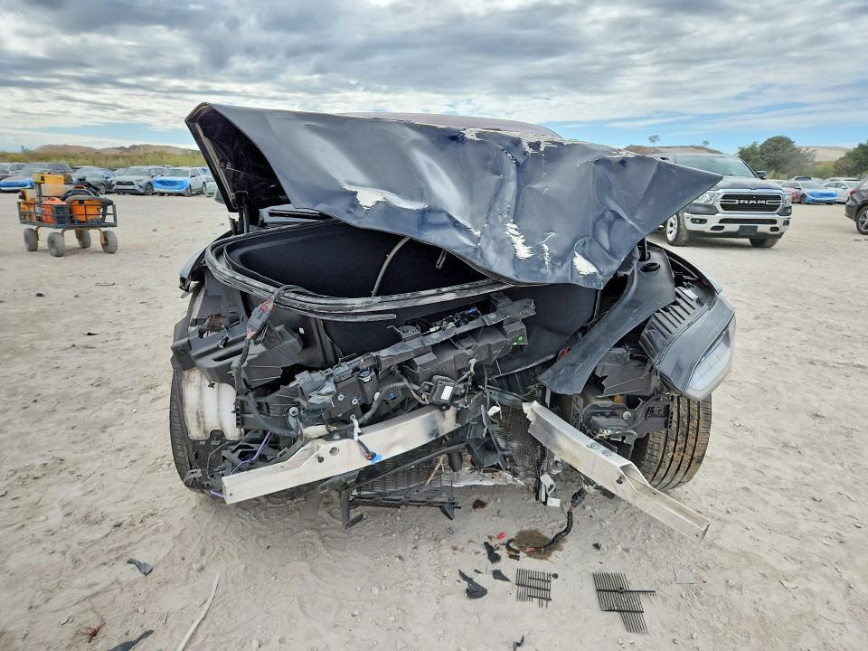 2022 Tesla Model x