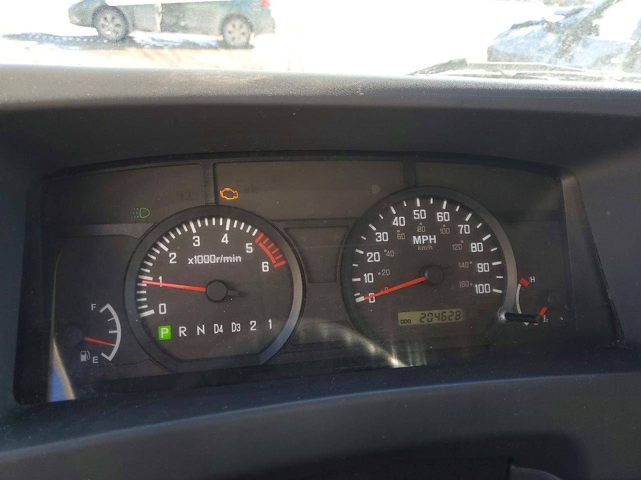 2009 Chevrolet W4 BOX Truck