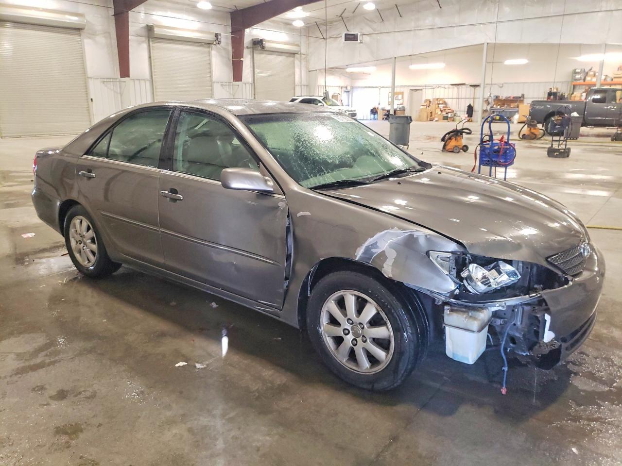 2002 Toyota Camry le