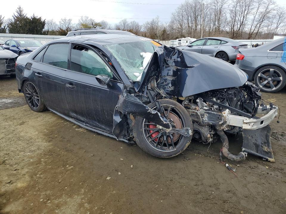 2018 Audi A4 Premium Plus