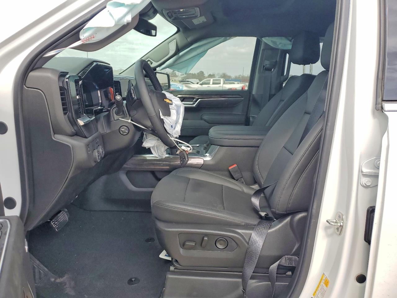 2026 Chevrolet Silverado C1500 LTZ