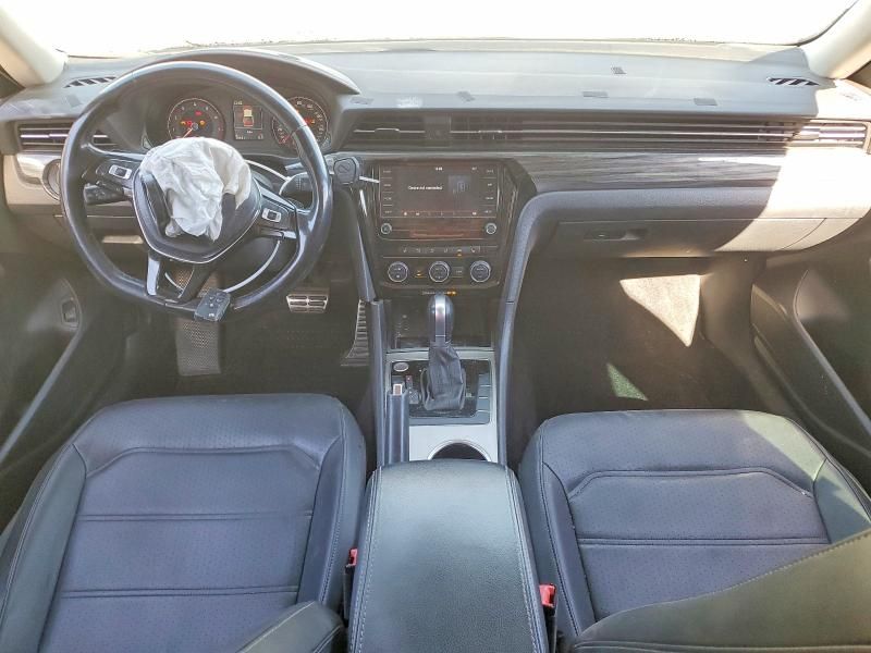 2020 Volkswagen Passat R-line