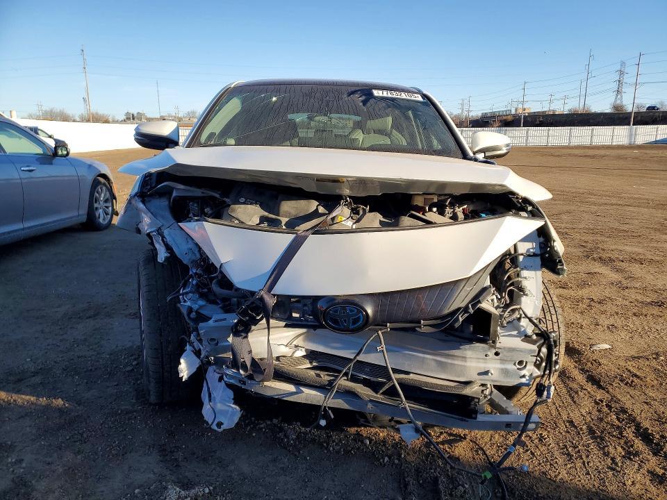 2021 Toyota Venza le