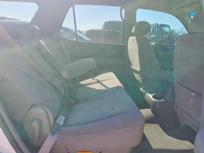 2001 Toyota Sequoia SR5