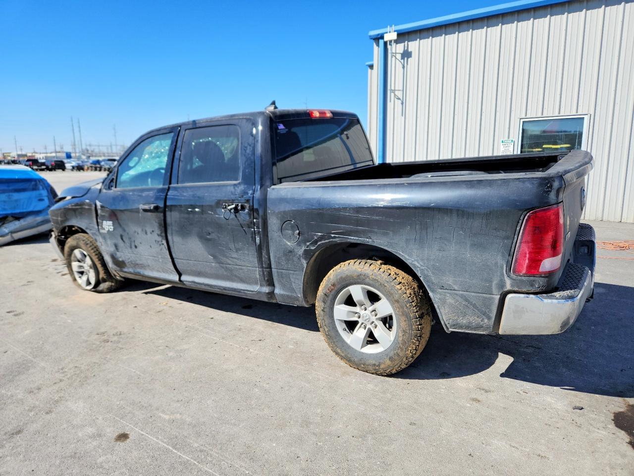 2023 Dodge RAM 1500 Classic SLT