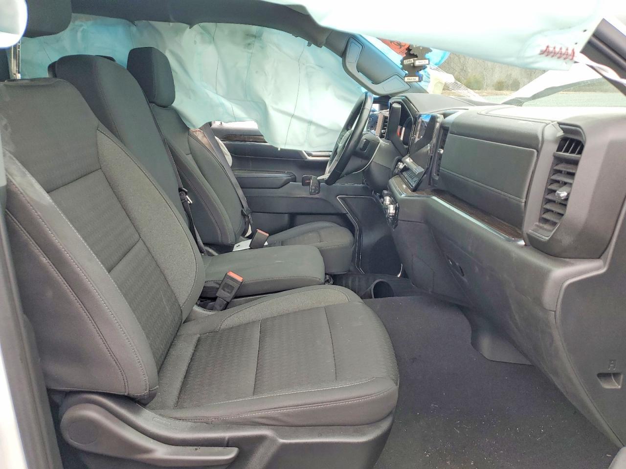 2023 GMC Sierra K1500 sle