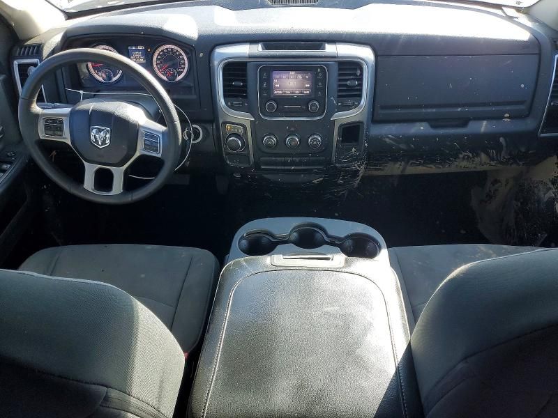 2021 Dodge Ram 1500 Classic slt