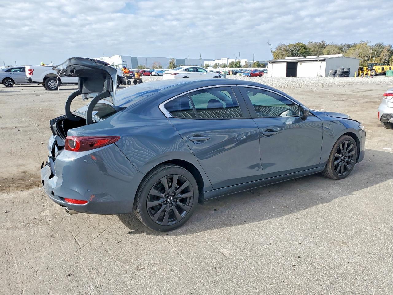 2023 Mazda 3 Preferred