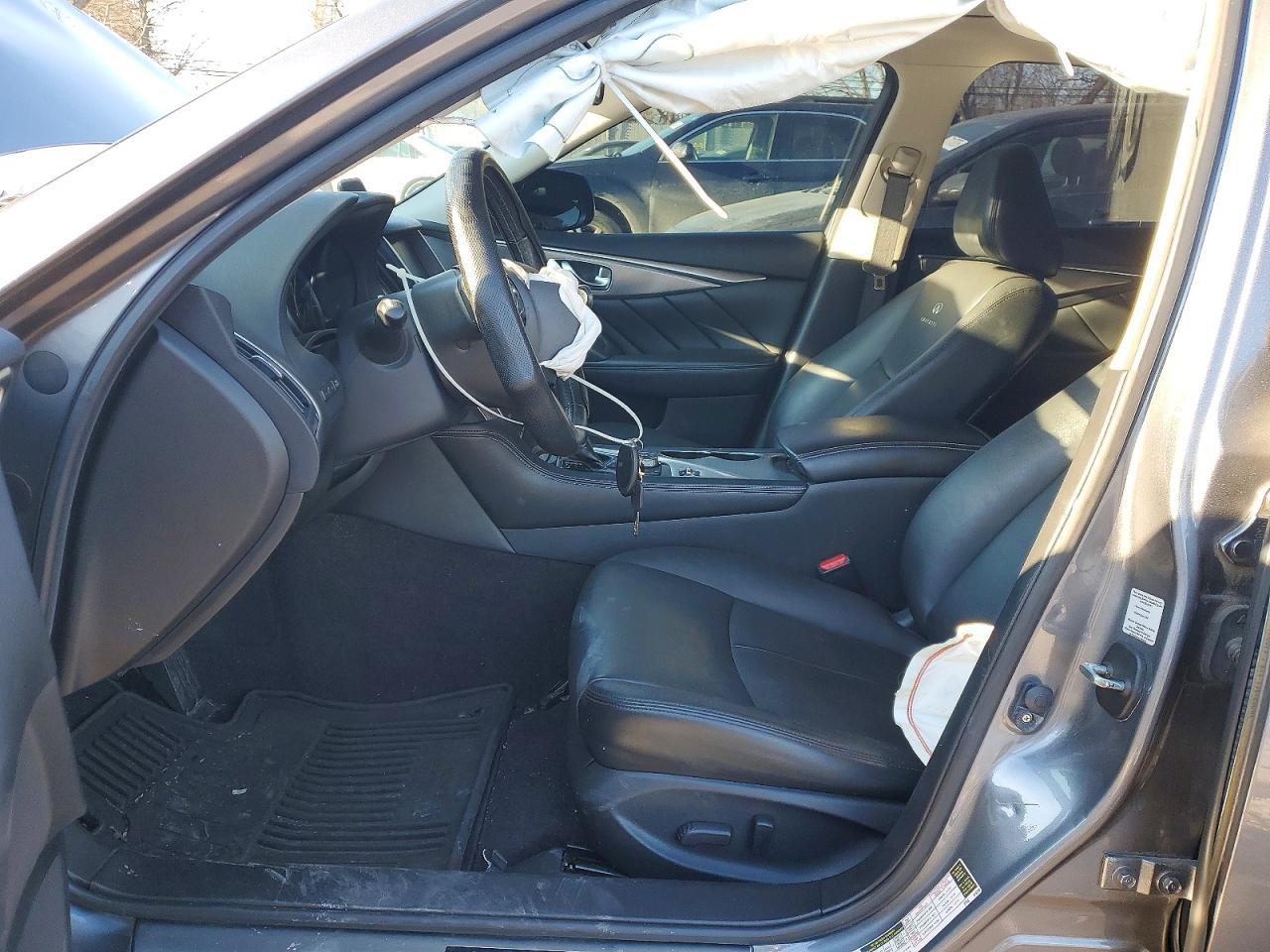 2014 Infiniti Q50 Base