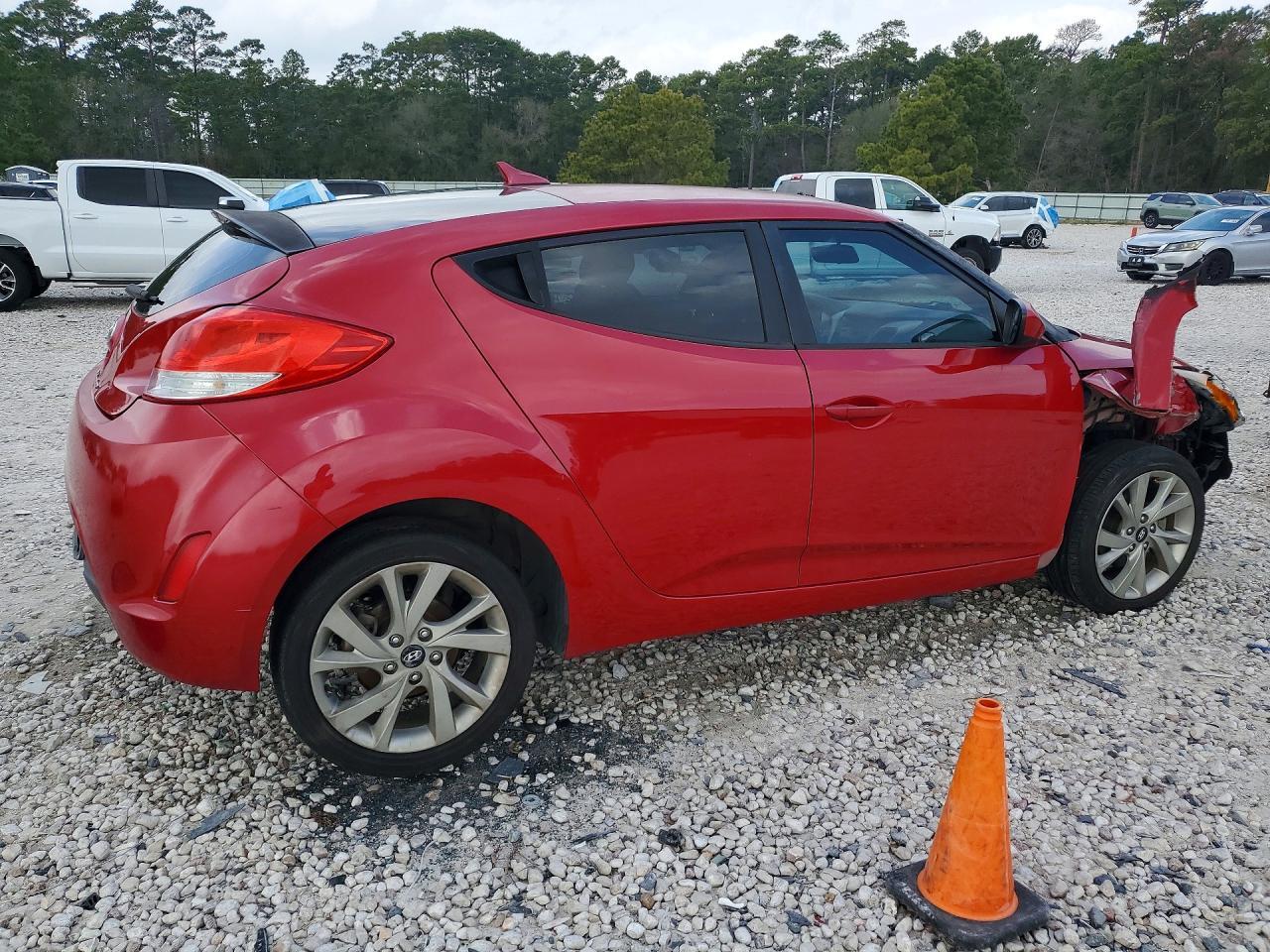 2016 Hyundai Veloster Base