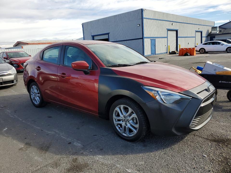 2017 Toyota Yaris ia