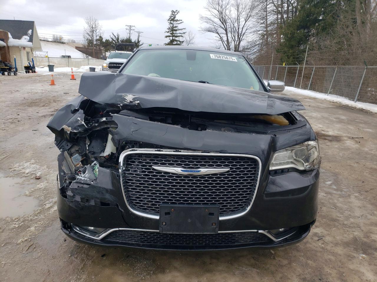 2017 Chrysler 300c