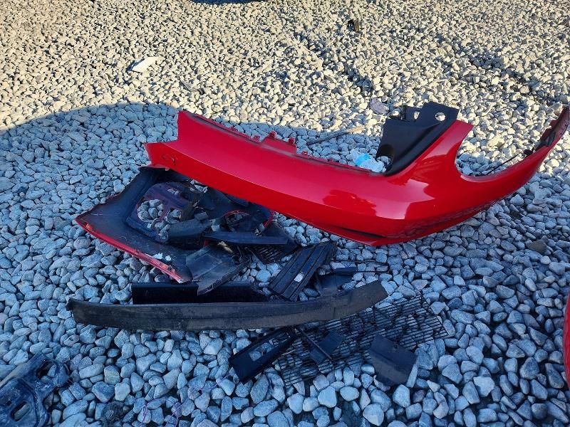 2019 Volkswagen Beetle s