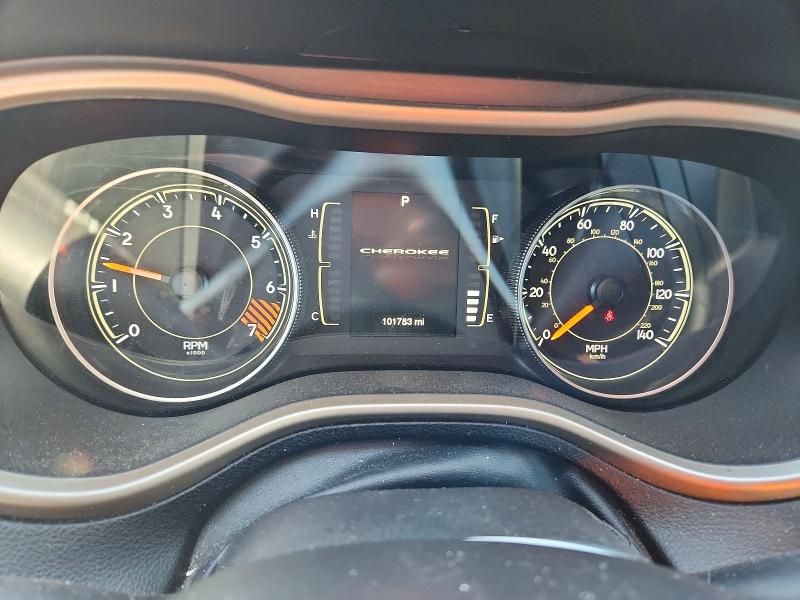 2015 Jeep Cherokee Sport