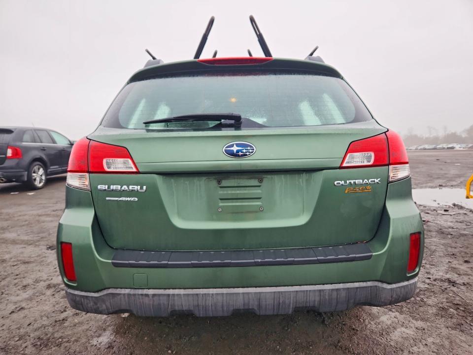 2010 Subaru Outback 2.5i