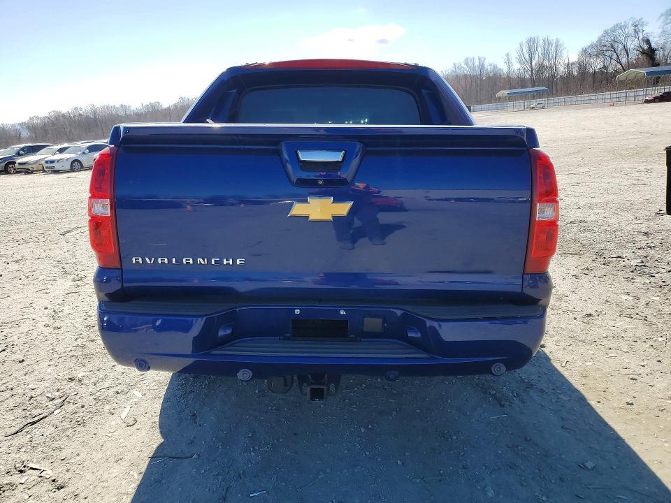 2013 Chevrolet Avalanche LTZ