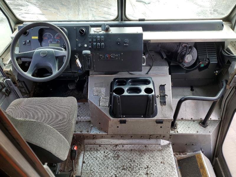 2020 Freightliner Chassis m Line Walk-in van