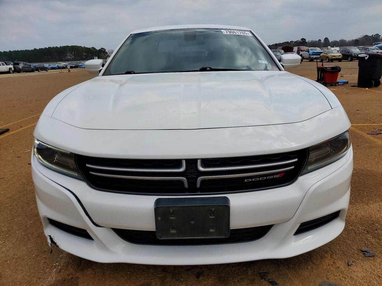 2015 Dodge Charger se
