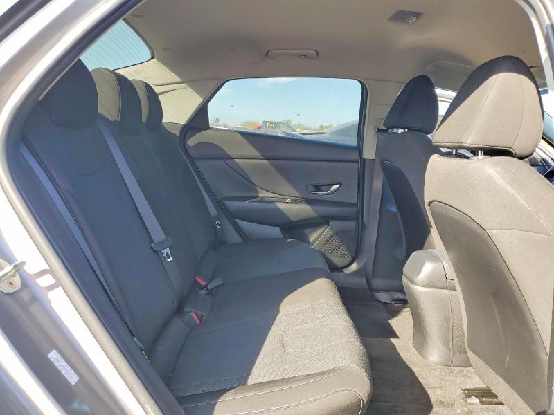 2021 Hyundai Elantra se