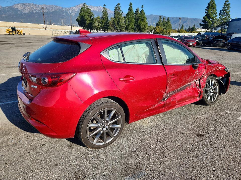 2018 Mazda 3 Grand Touring