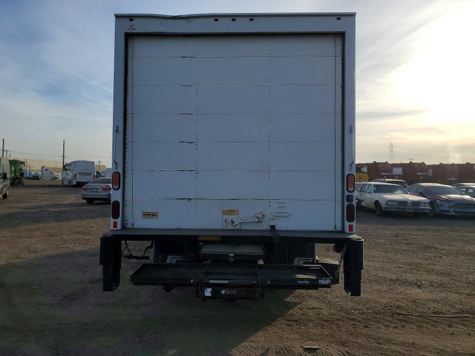 2018 Isuzu NPR HD BOX Truck