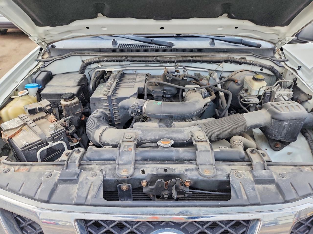 2013 Nissan Frontier S