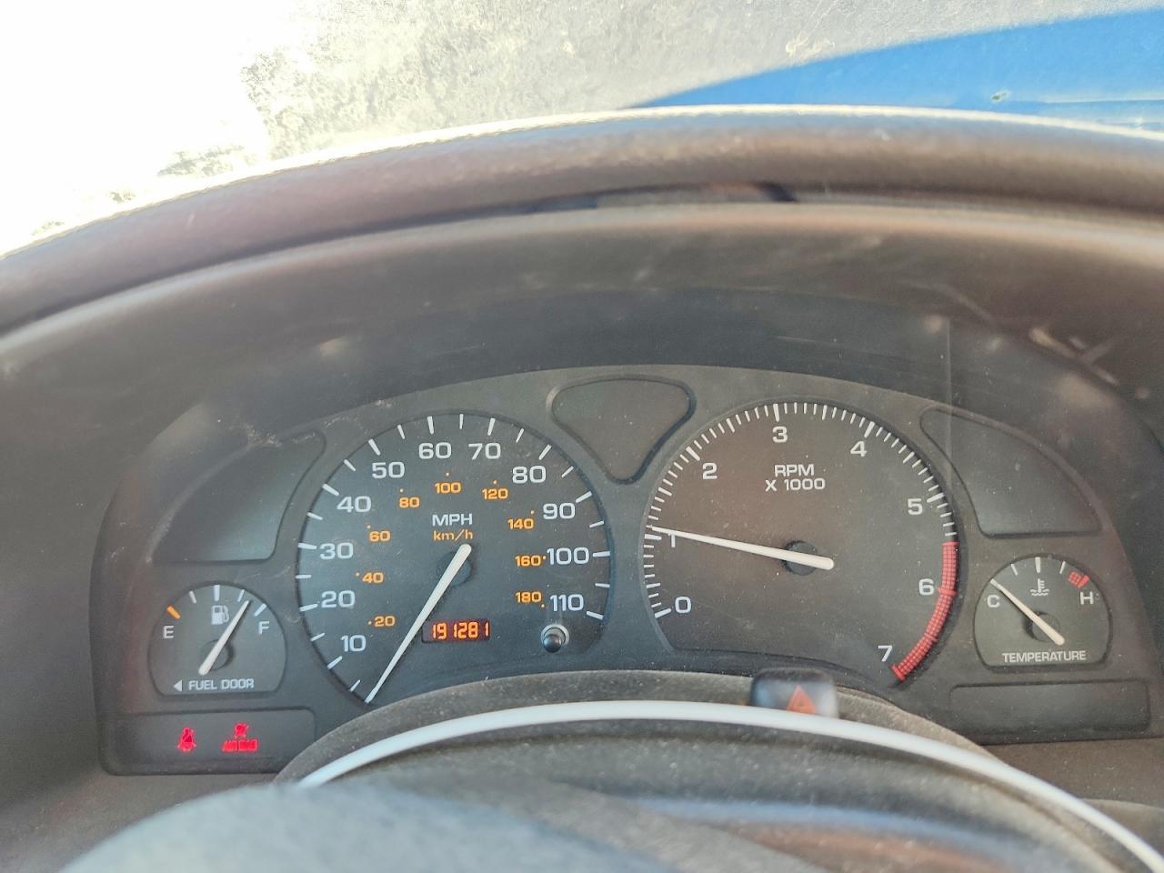 2001 Snowex SL
