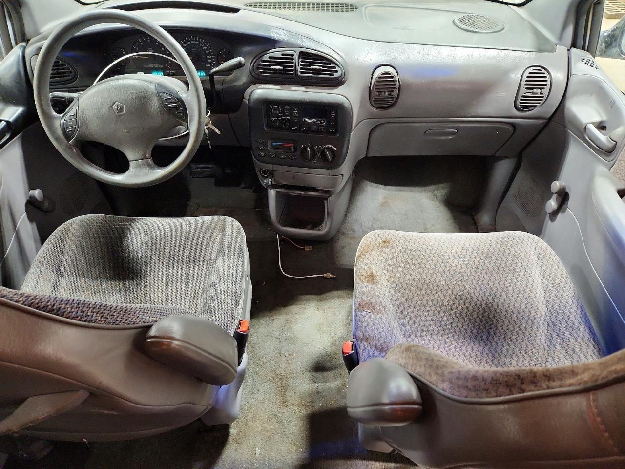 1998 Dodge Grand Caravan se