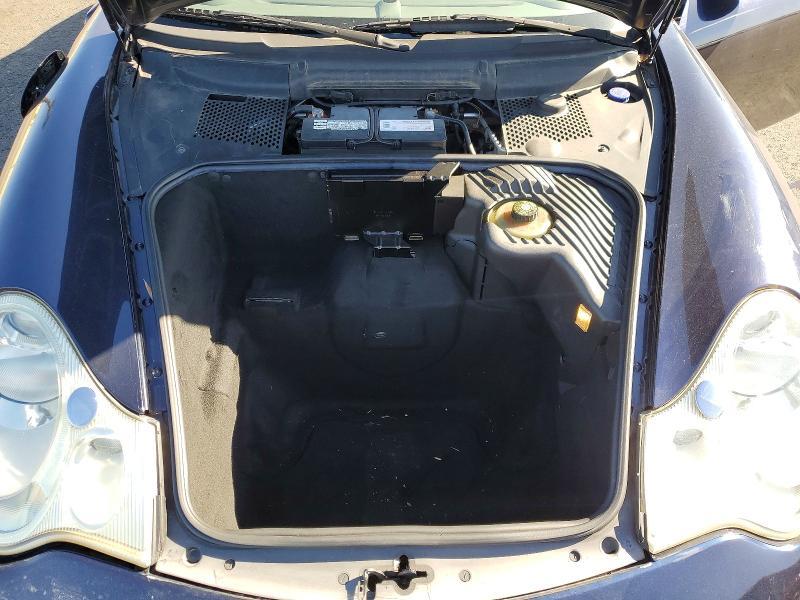 2003 Porsche 911 Carrera 2