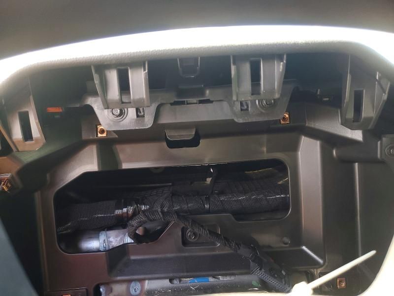 2024 Chevrolet Silverado K3500 lt