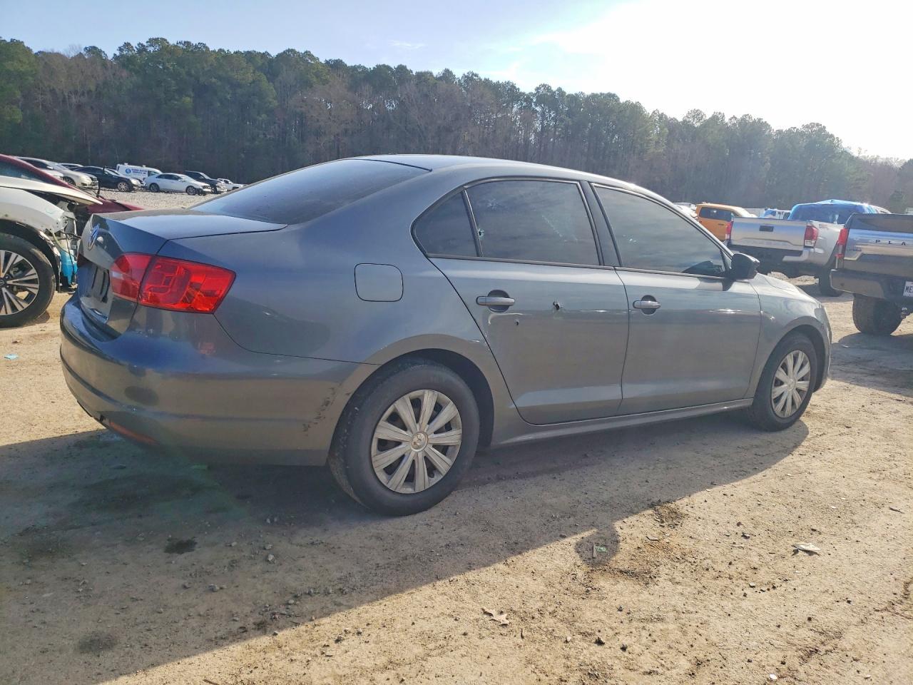 2013 Volkswagen Jetta Base