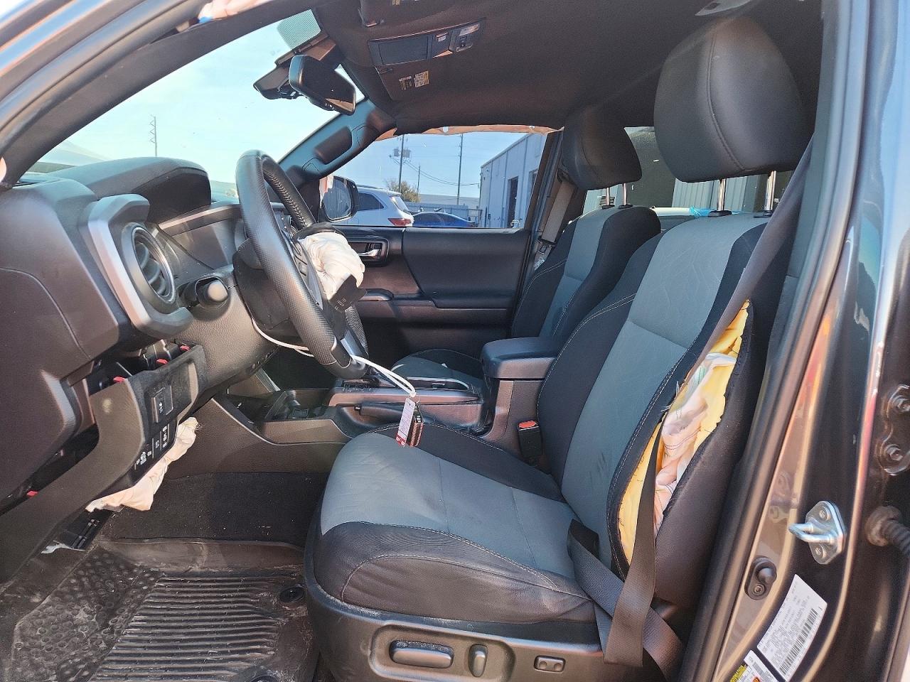 2021 Toyota Tacoma TRD Sport